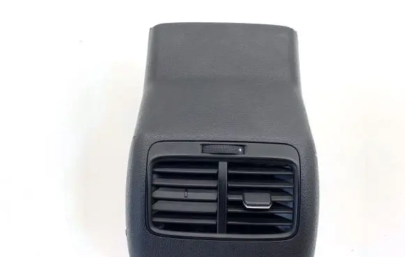 Volkswagen Golf VII Rear air vent grill 5GE863289