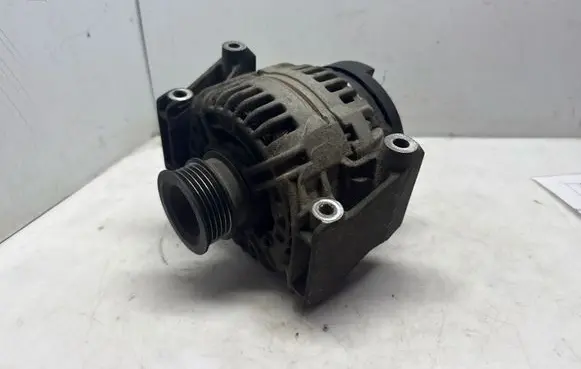 Opel Zafira B Generator/alternator 0124425023