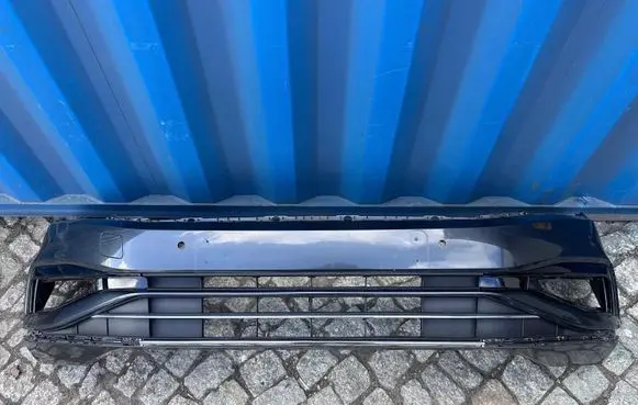 Volkswagen PASSAT B8 Front bumper 3G0807221F