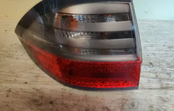 Ford S-MAX Rear/tail lights 6M2113405AJ