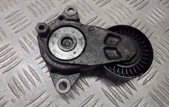 Toyota Auris 150 Alternator belt tensioner pulley 4BE28-0063