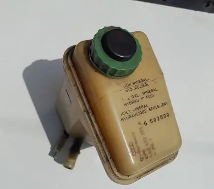Audi A6 S6 C5 4B Power steering fluid tank/reservoir 4A0422373A