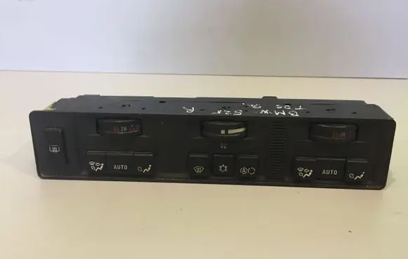 BMW 5 E34 Climate control unit 9140010016 8390171