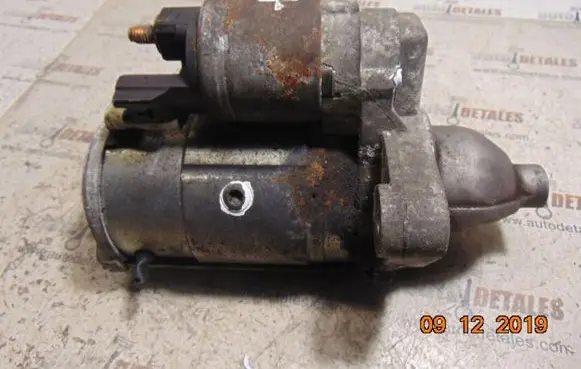 Toyota Avensis T270 Starter motor 281000R021