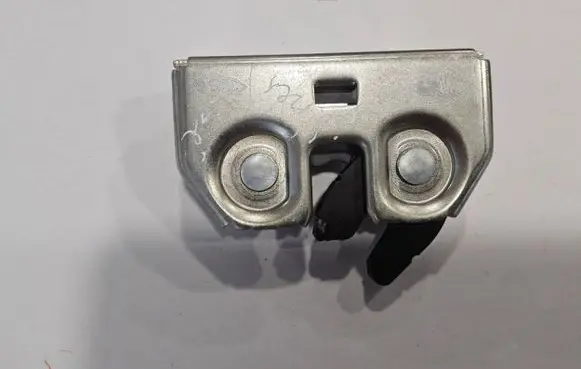 Audi S5 F5 Seat back rest lock catch 8W7885681B 8W7885681