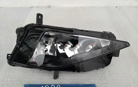 Volkswagen Golf Sportsvan Front fog light 510941662E