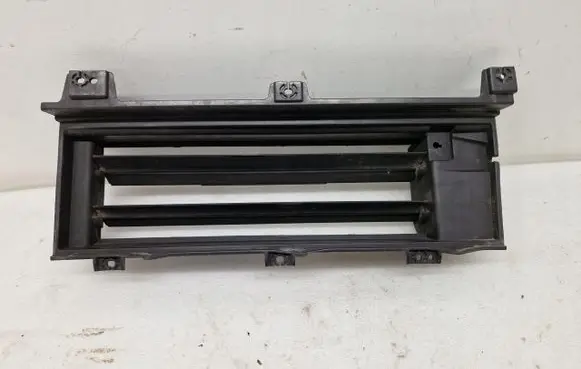 KIA Sportage Radiator trim 