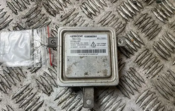 Jaguar F-Pace Xenon control unit/module 1036060061 00197528010000