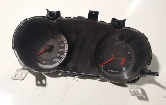 Speedometer (instrument cluster)