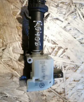 Mercedes-Benz B W245 Central locking motor A2038201997