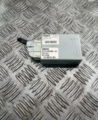 BMW 5 E60 E61 Suspension control unit/module 6766280