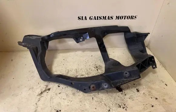 Mitsubishi Colt CZ3 Headlight/headlamp mounting bracket MN105060