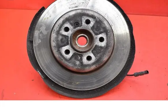 BMW 5 F10 F11 Front wheel hub spindle knuckle 6796100