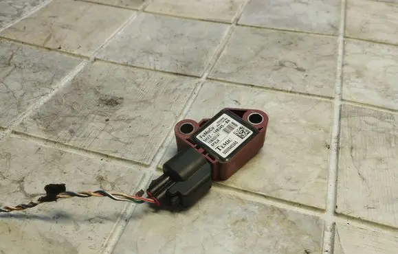 Land Rover Range Rover Sport L320 Airbag deployment crash/impact sensor 5H2Z14B345BA