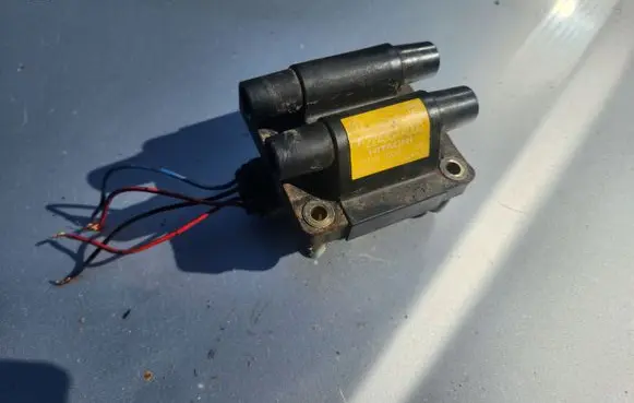 Subaru Forester SF High voltage ignition coil 22435AA000