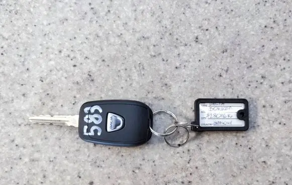 Dacia Dokker Ignition key/card 