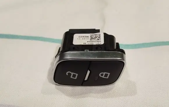 Ford Tourneo Custom Central locking switch button F1ET14017BB F1ET14017