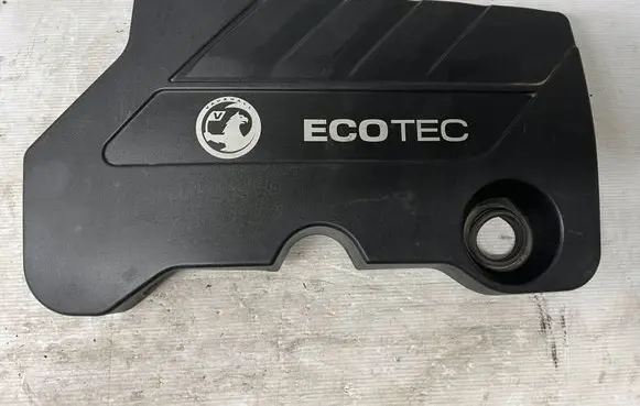 Opel Zafira C Engine cover (trim)