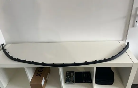 Opel Mokka B Front bumper splitter molding 95021807