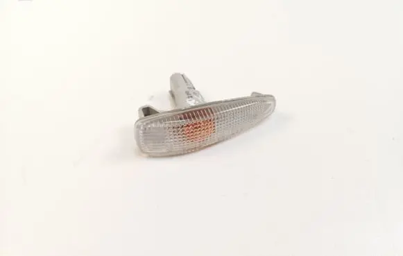 Mitsubishi Outlander Front indicator light