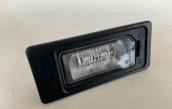 Audi A4 S4 B9 Number plate light 4G0943021