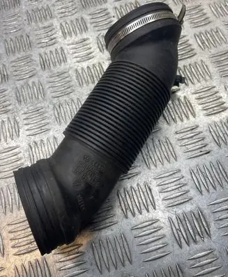 Audi A3 S3 A3 Sportback 8P Air intake hose/pipe VCD446149 1K0129684L