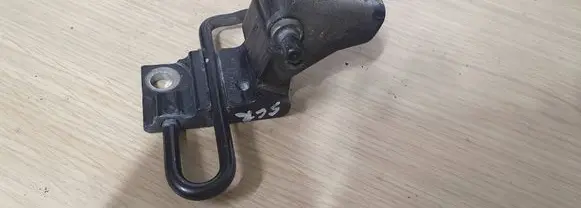 Audi Q7 4L Rear door lower hinge 4L0833412