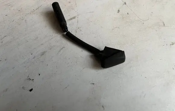Ford Mondeo MK IV Windshield washer spray nozzle XS4117666A