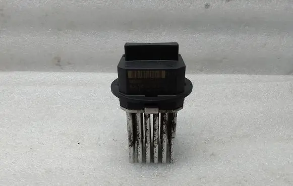 Volvo S80 Heater blower fan relay F7253002 5HL00894121