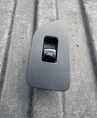 Volvo S90, V90 Electric window control switch 31376458
