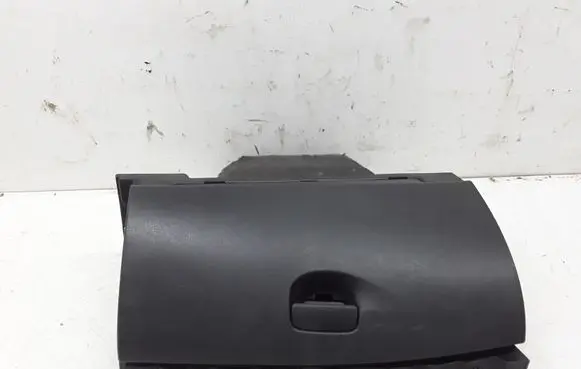 Renault Megane III Glove box 681080020R