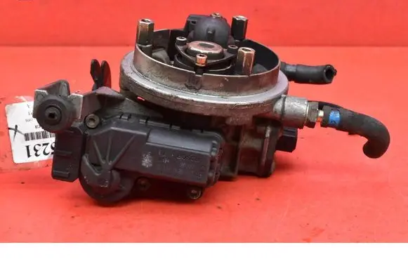 Volkswagen Golf III Throttle body valve 0132008601