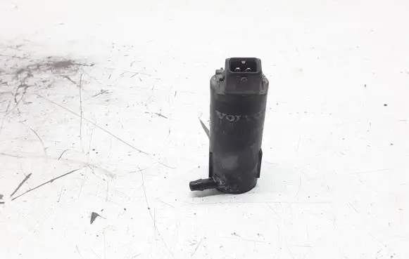 Volvo S60 Windscreen/windshield washer pump