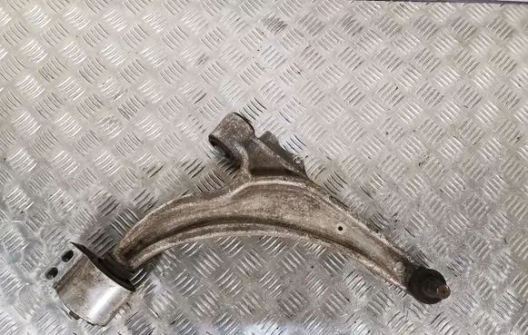 Opel Zafira C Front lower control arm/wishbone 7F04H7