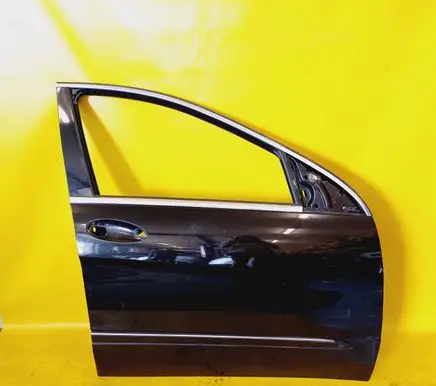 Mercedes-Benz R W251 Front door