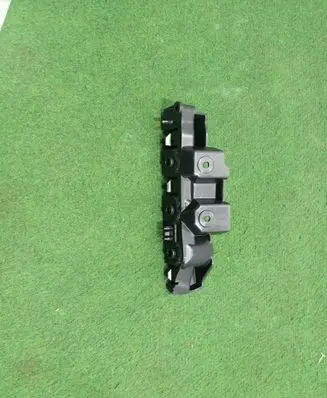 Dacia Jogger Front bumper mounting bracket 622221846R