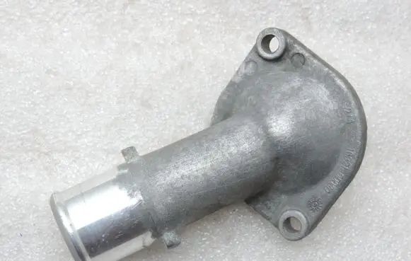 Toyota Corolla E120 E130 Thermostat/thermostat housing 163210D030