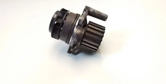 Volkswagen Touran I Water pump 038121031F