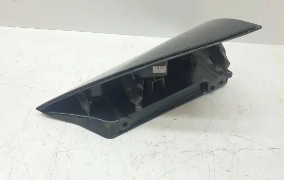 Chrysler Pacifica Tailgate trim 68227309A 68227309AA 107855LH