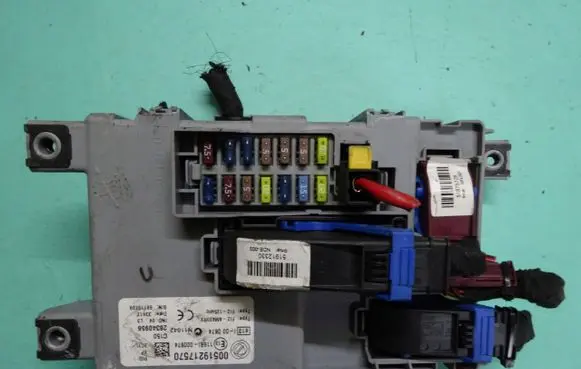 Fiat Doblo Fuse box set 00519217570