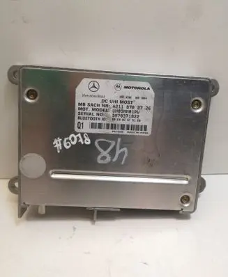 Mercedes-Benz ML W164 Bluetooth control unit module A2118702726