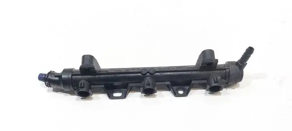 Skoda Fabia Mk1 (6Y) Fuel main line pipe 03E133320A