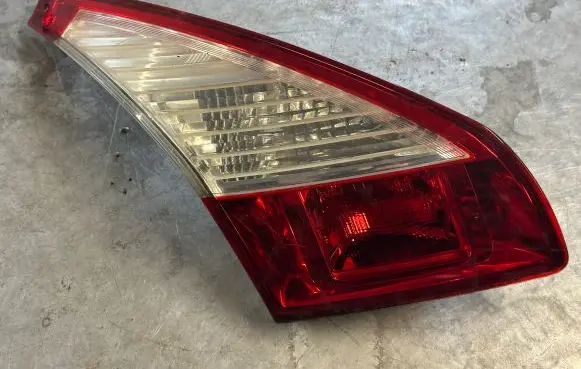 Renault Megane III Tailgate rear/tail lights 265550009R