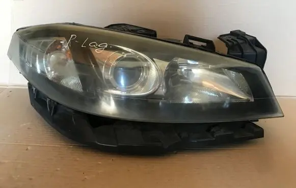Renault Laguna II Headlight/headlamp 8200555908