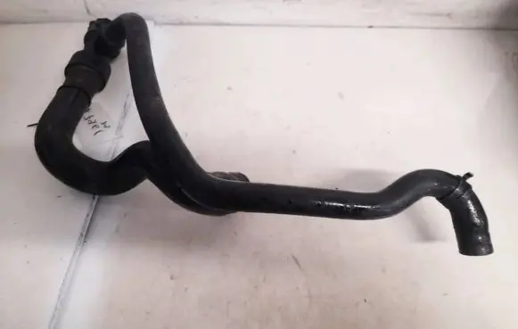 Audi A4 S4 B5 8D Engine coolant pipe/hose 8d0121055f