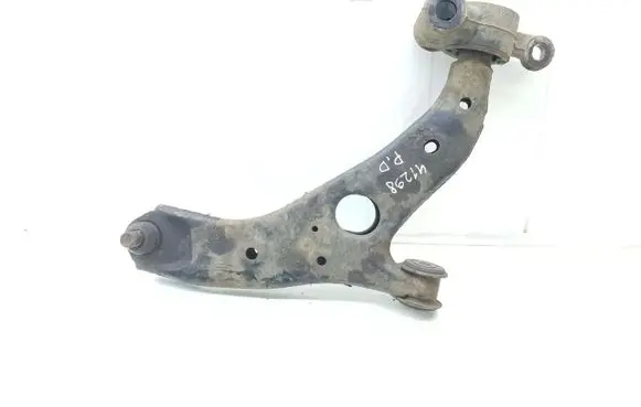 Mazda 5 Front lower control arm/wishbone