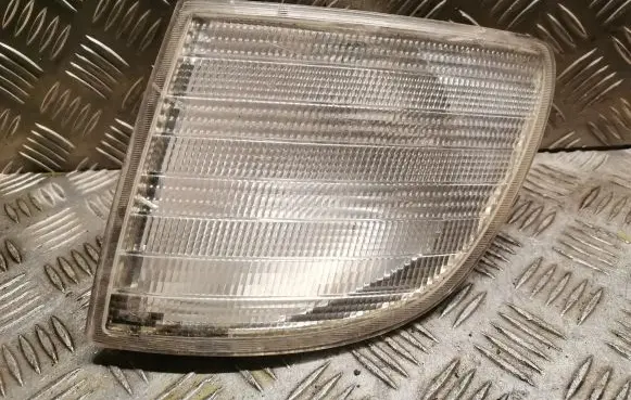 Mercedes-Benz Vito Viano W638 Front indicator light