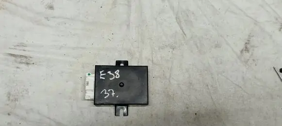 BMW 7 E38 Steering rack control module 61358352494 55892110