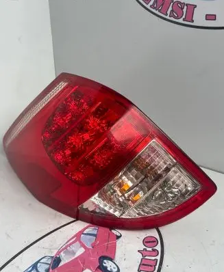 Toyota RAV 4 (XA30) Rear/tail lights I090037