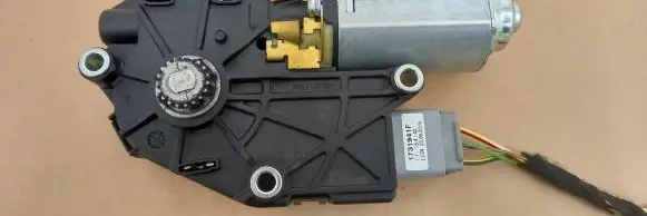 Sunroof motor/actuator